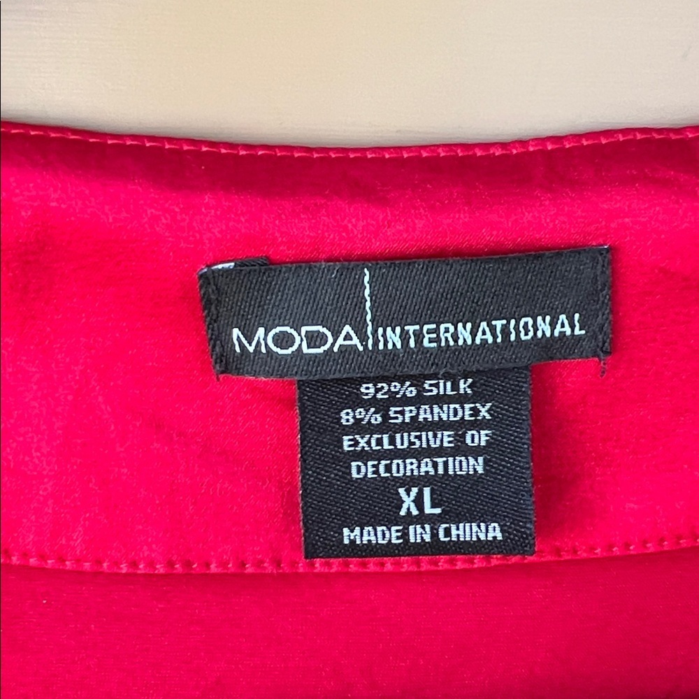 Moda International Red Silk Top With Black Lace Trim Side Zip Size XL - Picture 3 of 7